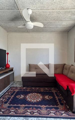 Casa à venda com 80m², 2 quartos e 1 vaga Casa à venda com 80m², 2 quartos e 1 vagaSala