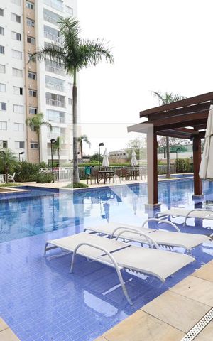 Apartamento para alugar com 79m², 2 quartos e 2 vagasÁrea comum - Piscina