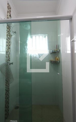 Casa à venda com 125m², 3 quartos e 4 vagasBanheiro da Suíte 1
