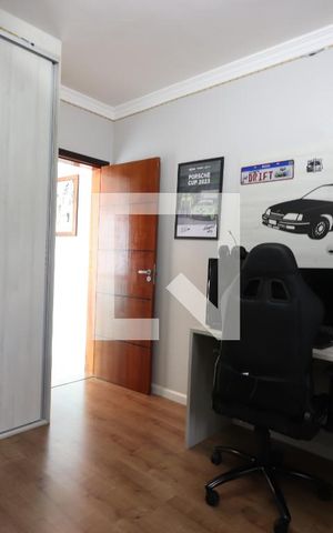 Casa à venda com 125m², 3 quartos e 4 vagasSuíte 2