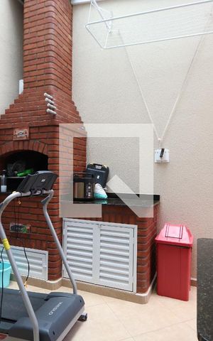 Casa à venda com 125m², 3 quartos e 4 vagasQuintal