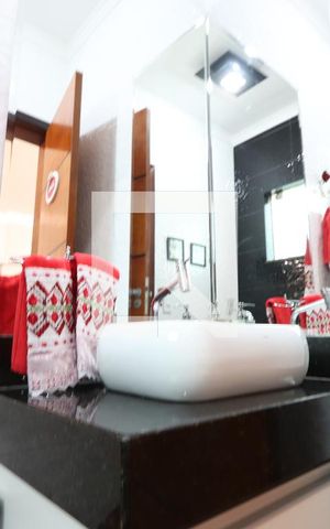 Casa à venda com 125m², 3 quartos e 4 vagasLavabo