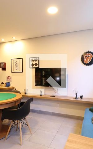 Apartamento para alugar com 27m², 1 quarto e sem vagaÁrea comum - Salão de festas
