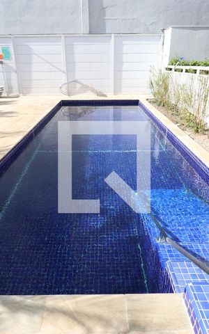 Apartamento para alugar com 27m², 1 quarto e sem vagaÁrea comum - Piscina