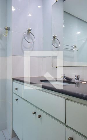 Apartamento à venda com 104m², 3 quartos e 2 vagasBanheiro