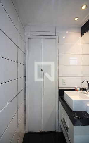 Apartamento à venda com 104m², 3 quartos e 2 vagasQuarto 3 - Suíte Banheiro