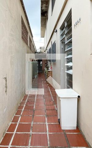 Casa à venda com 300m², 4 quartos e 2 vagas Casa à venda com 300m², 4 quartos e 2 vagasQuintal