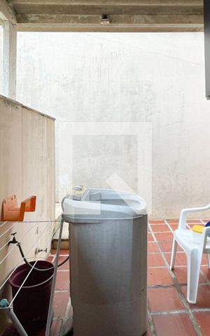 Casa à venda com 300m², 4 quartos e 2 vagas Casa à venda com 300m², 4 quartos e 2 vagasÁrea - Churrasqueira