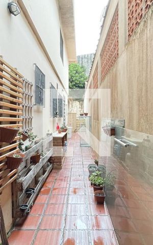 Casa à venda com 300m², 4 quartos e 2 vagas Casa à venda com 300m², 4 quartos e 2 vagasQuintal