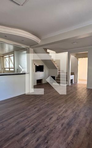 Casa para alugar com 130m², 2 quartos e 1 vaga Casa para alugar com 130m², 2 quartos e 1 vagaSala