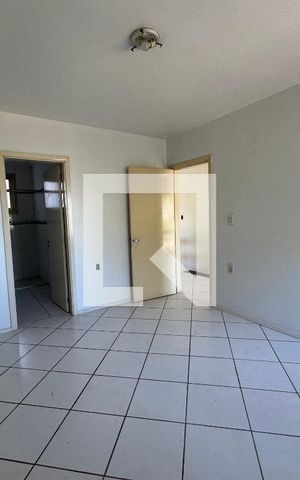 Casa para alugar com 130m², 2 quartos e 1 vaga Casa para alugar com 130m², 2 quartos e 1 vagaQuarto
