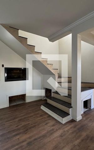 Casa para alugar com 130m², 2 quartos e 1 vaga Casa para alugar com 130m², 2 quartos e 1 vagaSala