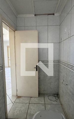 Casa para alugar com 130m², 2 quartos e 1 vaga Casa para alugar com 130m², 2 quartos e 1 vagaBanheiro de Serviço