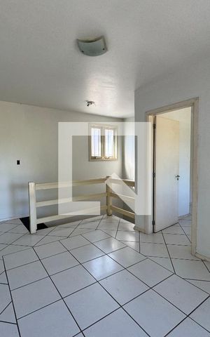 Casa para alugar com 130m², 2 quartos e 1 vaga Casa para alugar com 130m², 2 quartos e 1 vagaCorredor