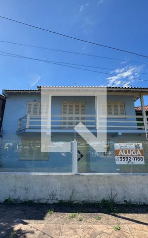 Casa para alugar com 130m², 2 quartos e 1 vaga Casa para alugar com 130m², 2 quartos e 1 vagaFachada