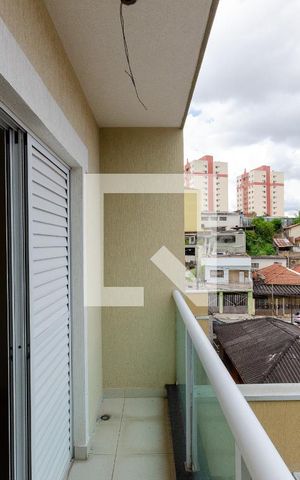 Casa de condomínio à venda com 96m², 3 quartos e 3 vagas Casa de condomínio à venda com 96m², 3 quartos e 3 vagasSuíte - sacada