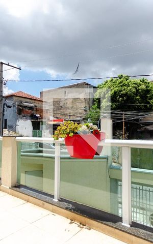 Casa de condomínio à venda com 96m², 3 quartos e 3 vagas Casa de condomínio à venda com 96m², 3 quartos e 3 vagasÁrea comum