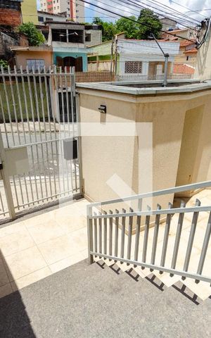 Casa de condomínio à venda com 96m², 3 quartos e 3 vagas Casa de condomínio à venda com 96m², 3 quartos e 3 vagasÁrea comum