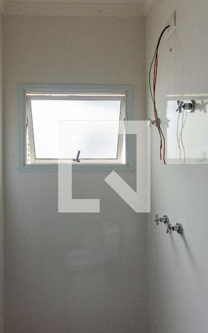 Casa de condomínio à venda com 96m², 3 quartos e 3 vagas Casa de condomínio à venda com 96m², 3 quartos e 3 vagasBanheiro