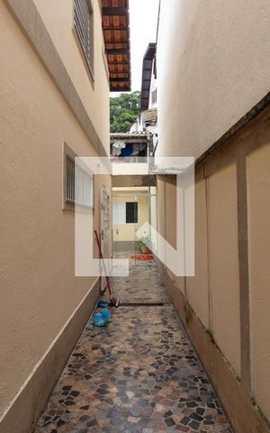 Casa à venda com 300m², 5 quartos e 3 vagasCorredor lateral