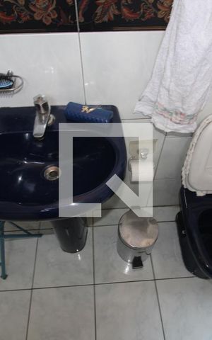 Casa para alugar com 375m², 4 quartos e sem vagaQuarto 1 - Banheiro