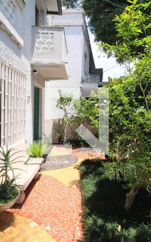 Casa para alugar com 375m², 4 quartos e sem vagaÁrea Comum