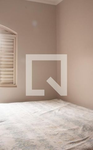 Casa à venda com 270m², 5 quartos e 2 vagasQuarto 4