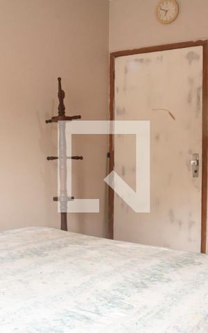 Casa à venda com 270m², 5 quartos e 2 vagasQuarto 4
