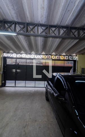 Casa à venda com 200m², 2 quartos e 5 vagasGaragem