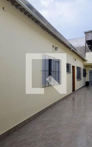 Casa à venda com 200m², 2 quartos e 5 vagasQuintal