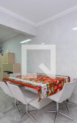 Casa à venda com 200m², 2 quartos e 5 vagasCopa