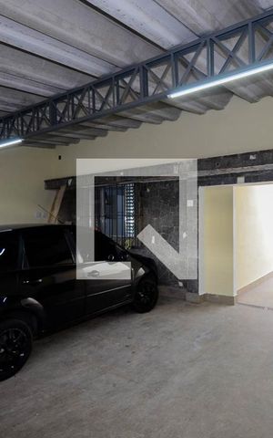 Casa à venda com 200m², 2 quartos e 5 vagasGaragem