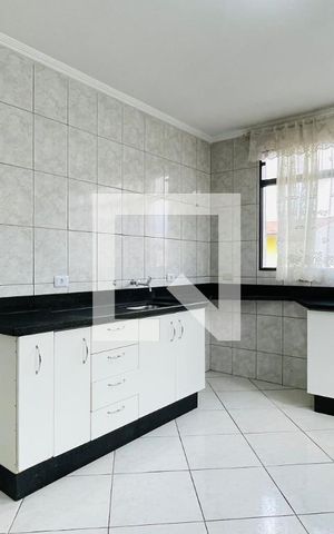Casa à venda com 230m², 3 quartos e 2 vagas Casa à venda com 230m², 3 quartos e 2 vagasCozinha