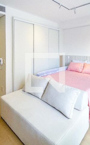 Studio à venda com 30m², 1 quarto e 1 vaga Studio à venda com 30m², 1 quarto e 1 vagaStudio