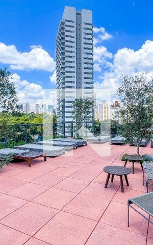 Studio à venda com 30m², 1 quarto e 1 vaga Studio à venda com 30m², 1 quarto e 1 vagaÁrea comum - Piscina