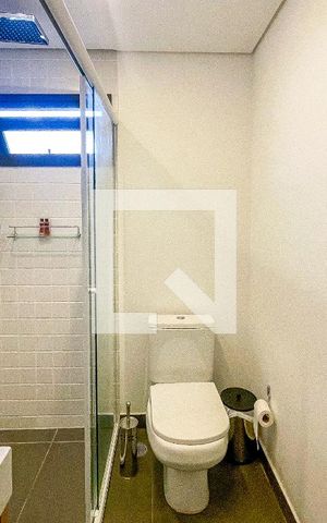 Studio à venda com 30m², 1 quarto e 1 vaga Studio à venda com 30m², 1 quarto e 1 vagaBanheiro