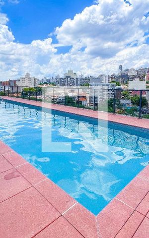 Studio à venda com 30m², 1 quarto e 1 vaga Studio à venda com 30m², 1 quarto e 1 vagaÁrea comum - Piscina
