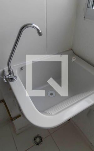 Apartamento para alugar com 45m², 2 quartos e sem vaga Apartamento para alugar com 45m², 2 quartos e sem vagaÁrea de Serviço