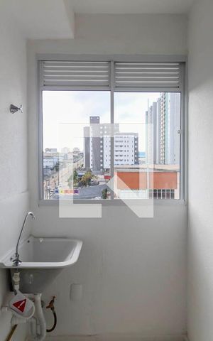 Apartamento para alugar com 45m², 2 quartos e sem vaga Apartamento para alugar com 45m², 2 quartos e sem vagaÁrea de Serviço