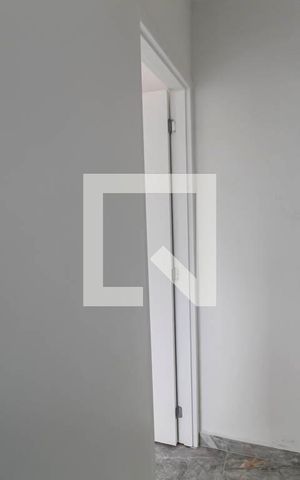 Apartamento para alugar com 45m², 2 quartos e sem vaga Apartamento para alugar com 45m², 2 quartos e sem vagaBanheiro