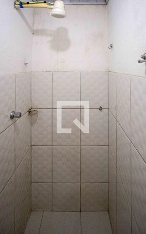 Casa à venda com 141m², 2 quartos e 2 vagasBanheiro de serviço