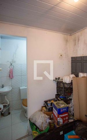 Casa à venda com 141m², 2 quartos e 2 vagasQuarto de Serviço
