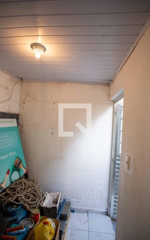 Casa à venda com 141m², 2 quartos e 2 vagasQuarto de Serviço