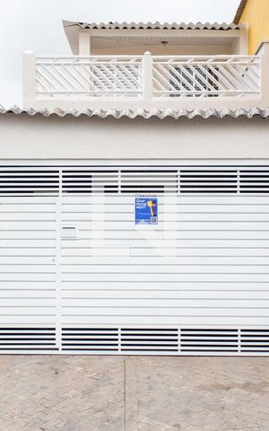 Casa à venda com 141m², 2 quartos e 2 vagasFachada