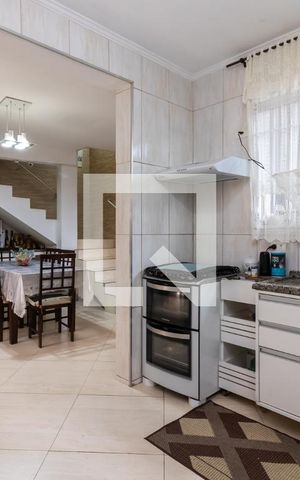 Casa à venda com 300m², 3 quartos e 3 vagasCozinha
