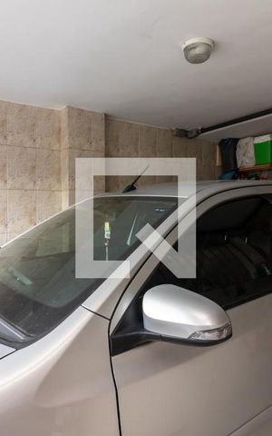 Casa à venda com 300m², 3 quartos e 3 vagasGaragem
