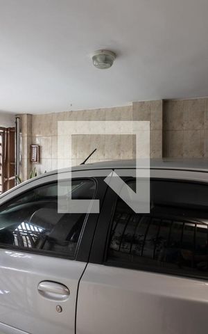 Casa à venda com 300m², 3 quartos e 3 vagasGaragem