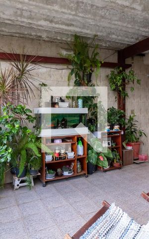 Casa à venda com 300m², 3 quartos e 3 vagasQuintal / Varanda