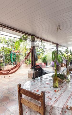 Casa à venda com 300m², 3 quartos e 3 vagasÁrea de Lazer