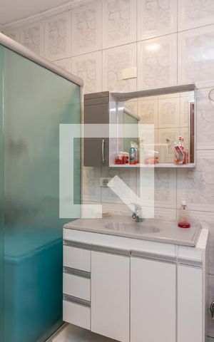 Casa à venda com 300m², 3 quartos e 3 vagasBanheiro da Suíte 1